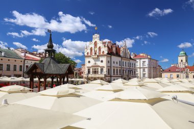 Rzeszow pazarda görünümünü. Polonya