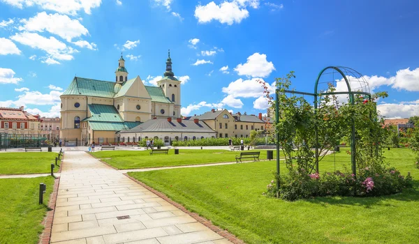 Rzeszow. Kamu bahçe şehir merkezinde. 