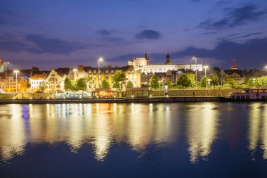 Szczecin gece / şehir panoraması