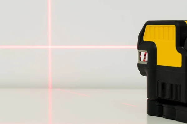 Elektronische Laser Die Rechte Lijnen Wijst Controleren Van Hoeken Instelpunten — Stockfoto