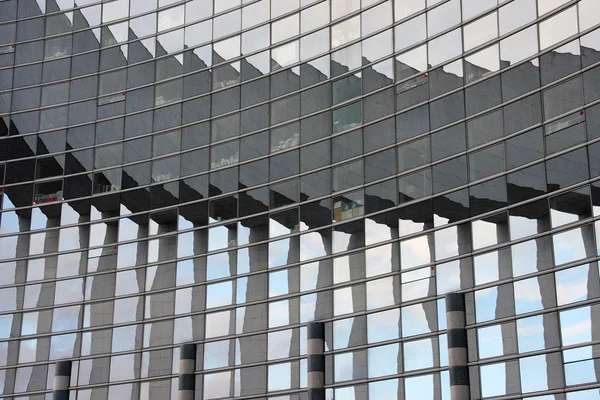 抽象的な工業用 windows の背景 — ストック写真