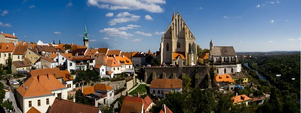 Znojmo şehrin panoramik görünümü. Morava. Çek Cumhuriyeti