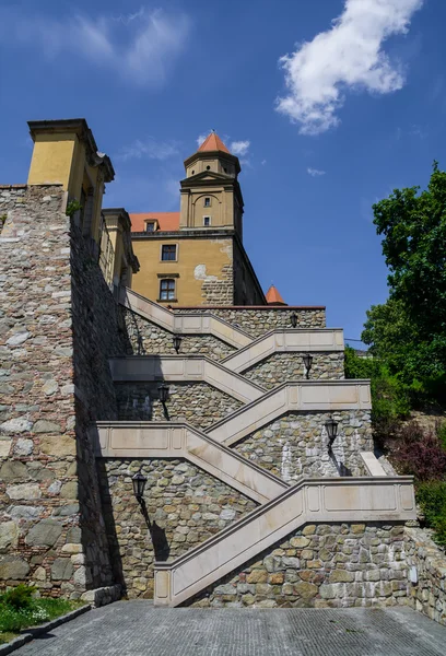 Escadas para o castelo de Bratislava — Fotografia de Stock