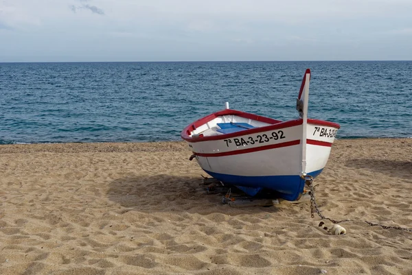 Barco en la playa — Foto de Stock