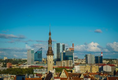 tallinn içinde eski bir şehir manzarası. Estonya