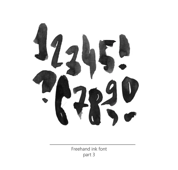 Hand dras med flytande svart bläck och borste FreeHand alfabetet, del 3. Snygga nummer kan användas för bokstäver och offert design. Korniga fetstilta siffror isolerade på vit bakgrund. — Stockfoto