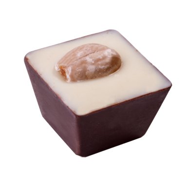 Beyaz arka planda izole çikolatalar