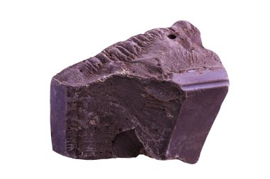 Koyu çikolata üzerinde beyaz izole 