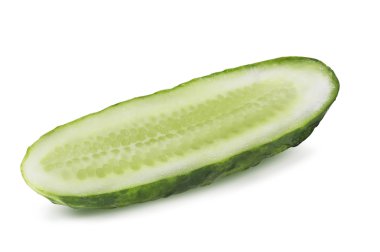 Salatalık beyaza izole edilmiş. 