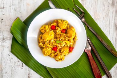 Pequi yemek karmaşık bir şey değil, sadece doğru aletleri kullanmıyorsun..