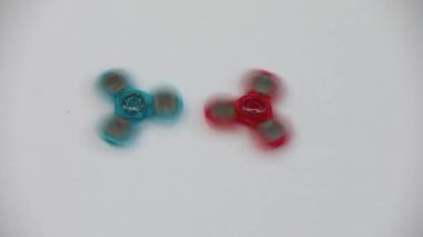 Beyblade bir Japon savaş oyuncağı serisidir (manga ve anime).).