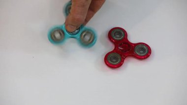 Beyblade bir Japon savaş oyuncağı serisidir (manga ve anime).).