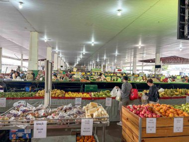  Braslia 'da geleneksel Ceasa Fuarı, Taze Meyve ve Sebzeli Salon Marketi.