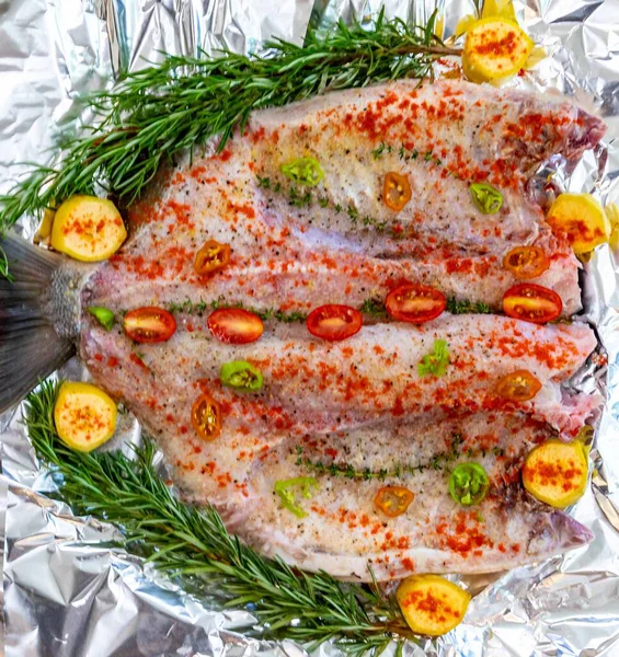 Tambaqui (Colossoma makropomum), Brezilya 'nın Amazon ve Pantanal bölgelerinden tropikal tatlı su balığı..