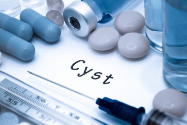 Kist - beyaz bir kağıt parçası üzerinde yazılı tanı