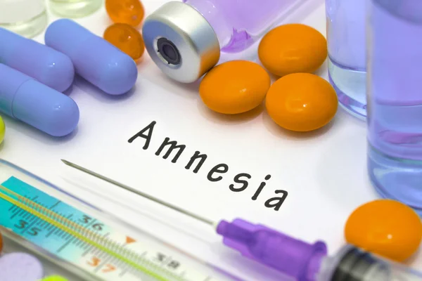 Amnesia - diagnóstico escrito en un papel blanco — Foto de Stock