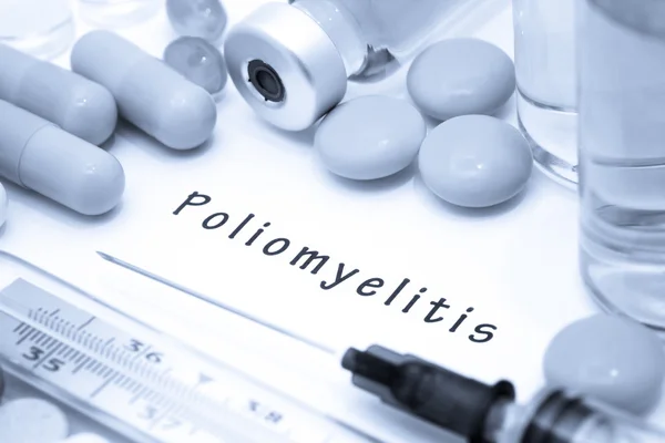 Poliomielite - diagnóstico escrito em um pedaço de papel branco — Fotografia de Stock