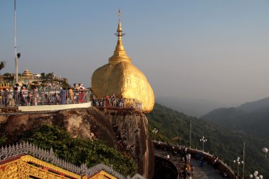 Altın Rock Myanmar. Mart 2013.