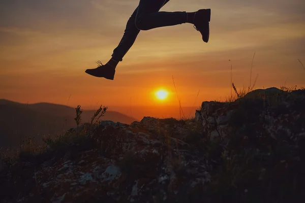 Sibirya, rezerv Polonyalılar, Krasnoyarsk yakışıklı adam. Doğa, dağlar, günbatımı, gündoğumu, seyahat, Macera, özgürlük. Duygular sevinç ve mutluluk.