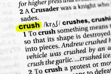 Vurgulanmış kelime ezme kavramı ve anlamı.