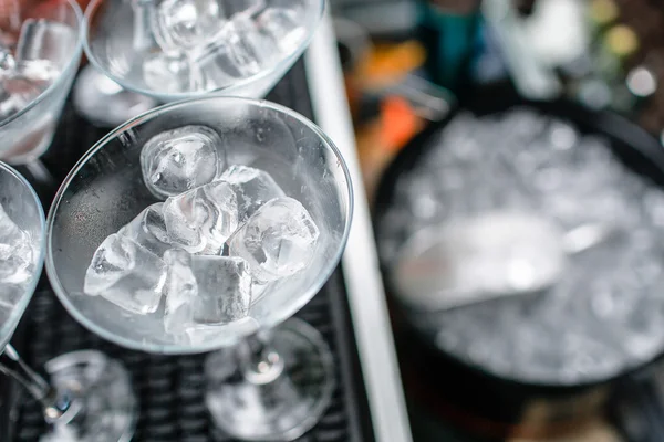 Ice Tube in the bucket. coctail party. — Stock Photo, Image