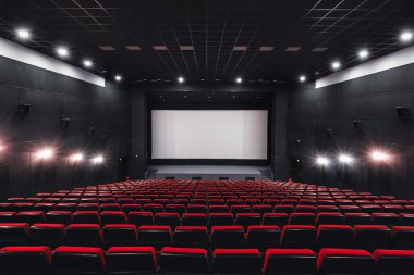 Boş satırları kırmızı tiyatro ya da film koltuk. Sinema Salonu koltuklarda. Rahat koltuk