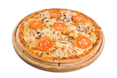ahşap tahta üzerinde mantarlı pizza