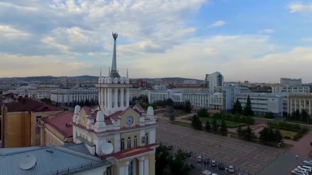 Centro de Ulan-Ude vuelo drone disparo vista aérea Rusia, Buriatia . — Vídeos de Stock