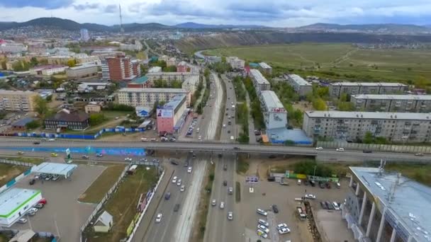 Eine Luftaufnahme der Straße der Stadt ulan-ude, Russland, Republik Burjatien — Stockvideo