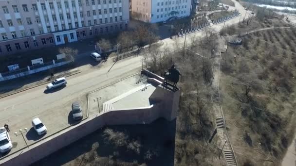 Повітряні відео drone з висоти пташиного польоту видом на місто Улан-Уде Бурятія — стокове відео