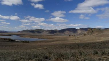 Güzel nehir Selenge, Buryatia, Rusya