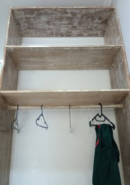 Ahşap gardırop, gardırop, gardırop.