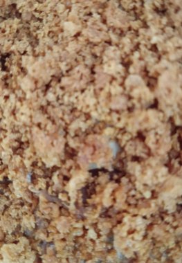 Susamlı ve susamlı kahverengi ekmek, sağlıklı yiyecek.