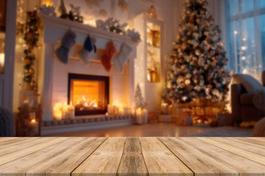 Noel veya yeni yıl geçmişi olan ahşap masa