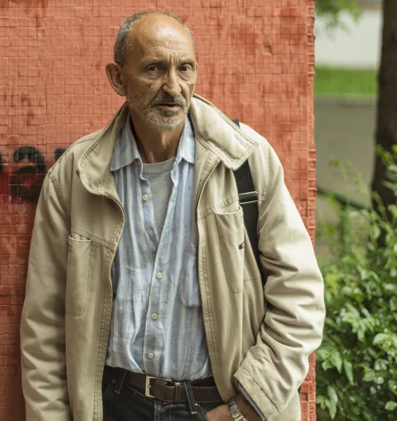 Yağmurda şarkı söylüyorum