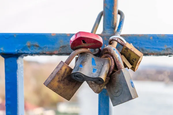 Petrovaradin Serbie Juillet 2019 Forteresse Petrovaradin Cadenas Amour Sur Clôture — Photo