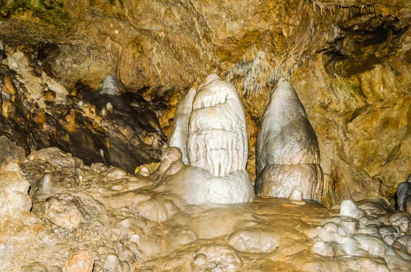 Tratta Una Grotta Situata Nel Burrone Della Serbia Chiama Resavska — Foto Stock