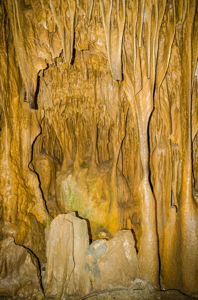 Esta Uma Caverna Localizada Desfiladeiro Sérvia Chamada Resavska Pecina — Fotografia de Stock