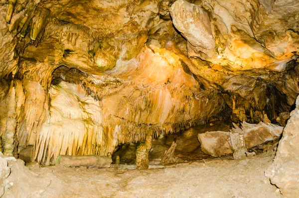 Tratta Una Grotta Situata Nel Burrone Della Serbia Chiama Resavska — Foto Stock