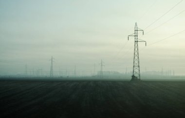 29 Aralık 2013 - Srbobran: Srbobran kasabası kışın Novi Sad yakınlarında siste