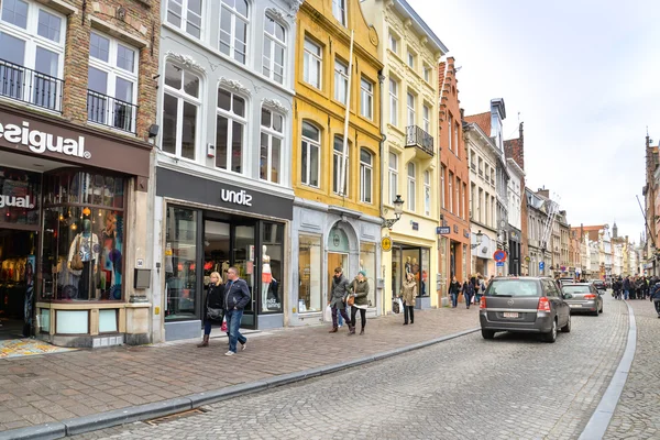 Nákupní ulice, Bruggy, Belgie — Stock fotografie
