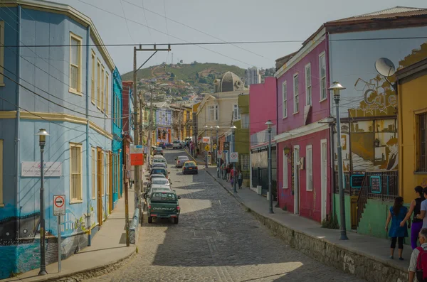 Valparaíso, Chile - 01 de noviembre de 2014: Calle en el centro de Va — Foto de Stock