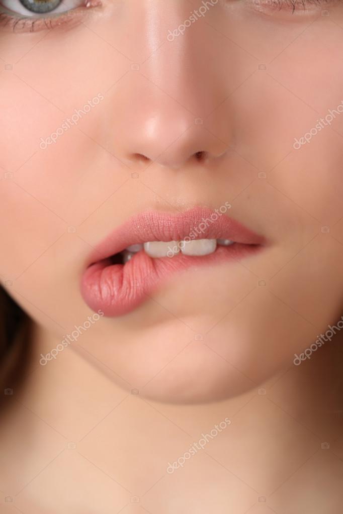 smoking mature naked woman from Harvey sexy girl bite on lips