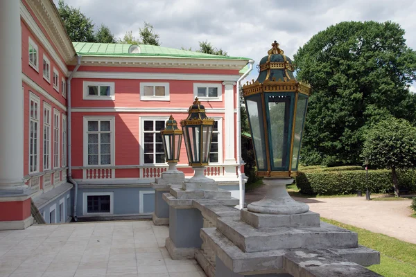 O palácio em Kuskovo — Fotografia de Stock