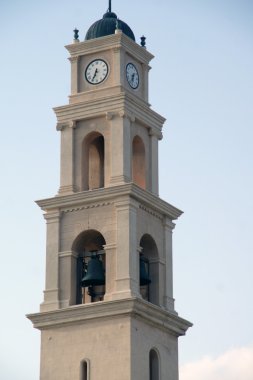 çan kulesinin saati ile