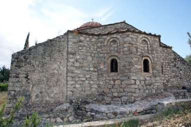 Manastır Thari 