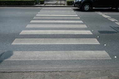 Tayland - (seçici odak eski yol boyunca yaya geçidi)