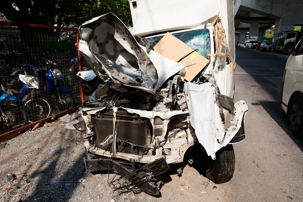 Acidente de carro na Ásia, Tailândia . Imagem De Stock