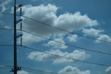 bulut ve elektrik ile mavi gökyüzü kutup satır Tayland