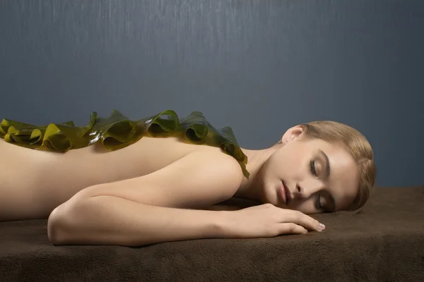 Güzel kız usulü masaj hakkında